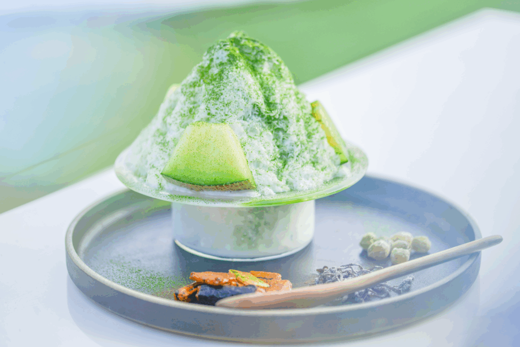 西尾抹茶の甘納豆ミルク氷